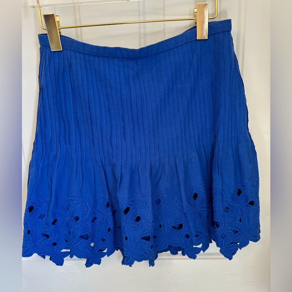J. Crew Womens eyelet floral mini skirt. Size 4.  royal blue Good use condition.